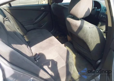 2011 Nissan Altima 2.5 S z USA, uszkodzony, nr VIN 1N4AL2AP0BN425149